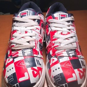 Men’s size 11.5 low top Fila collage sneakers.